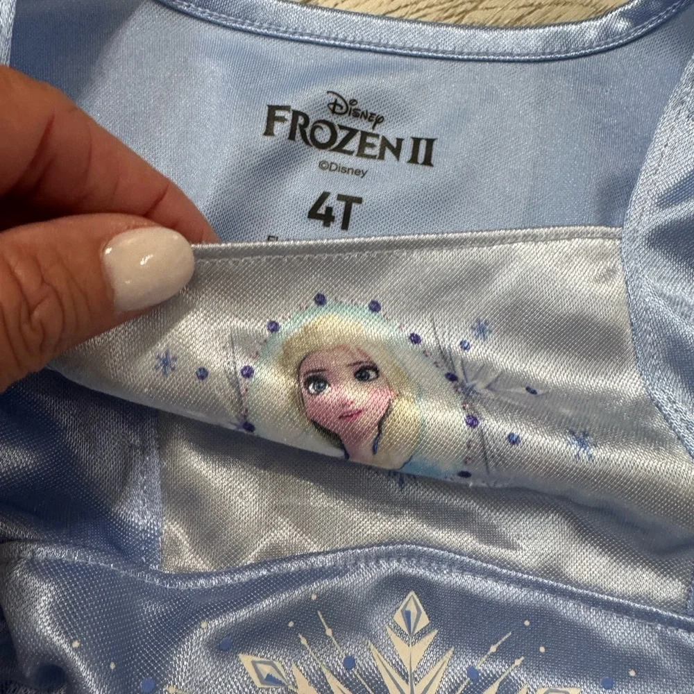 Disney, princess girls night gown - Picture 2 of 6